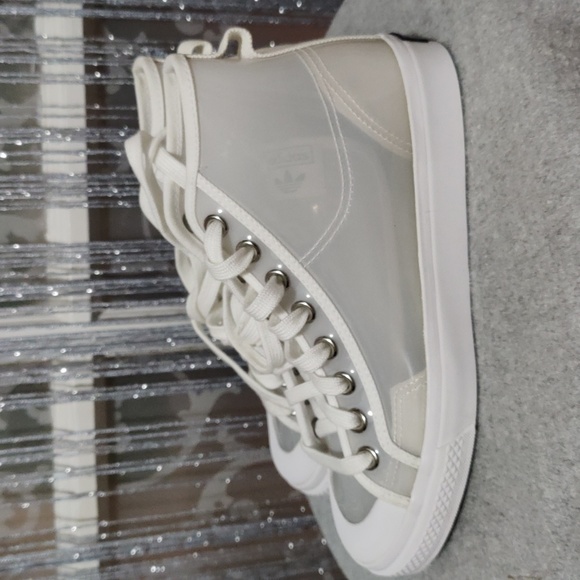 Adidas Nizza size 61/2 not true to size  transparent shoes all white - Picture 4 of 6